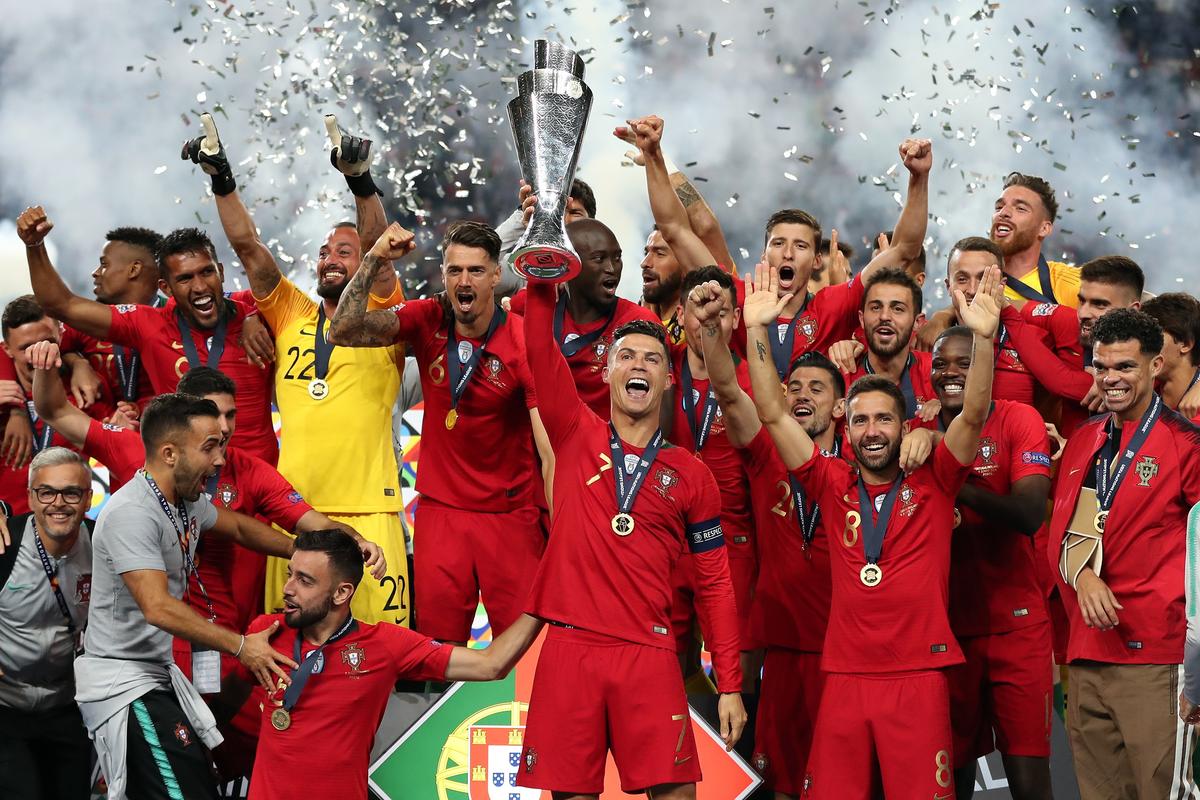 昨天欧洲杯哪个国家赢了